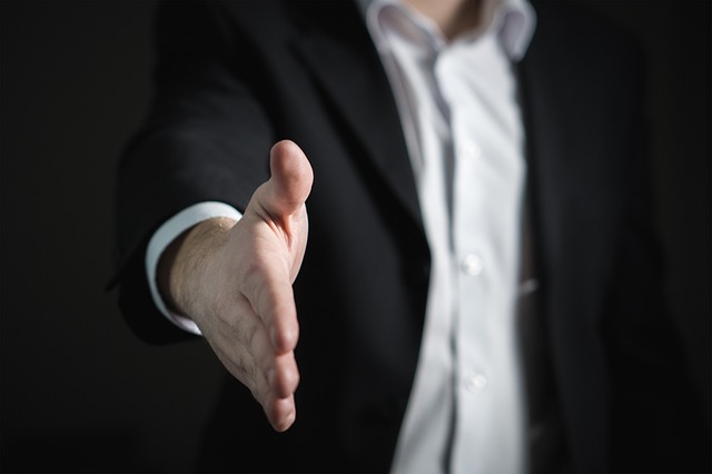 cost of hiring a registered agent