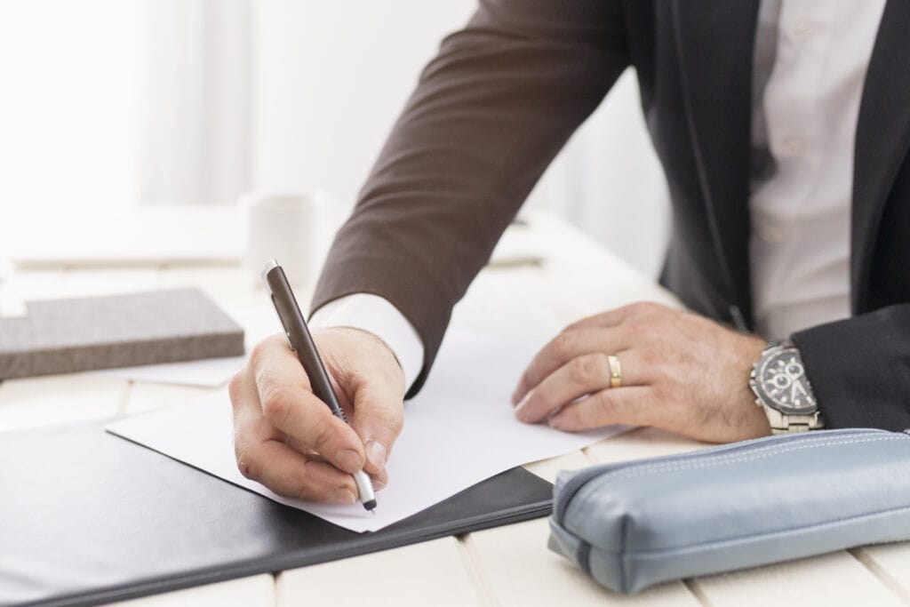 Entrepreneur filing out Maryland LLC documents