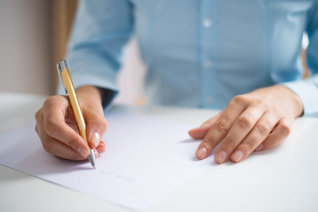 An entrepreneur filing out Tennessee LLC documents.