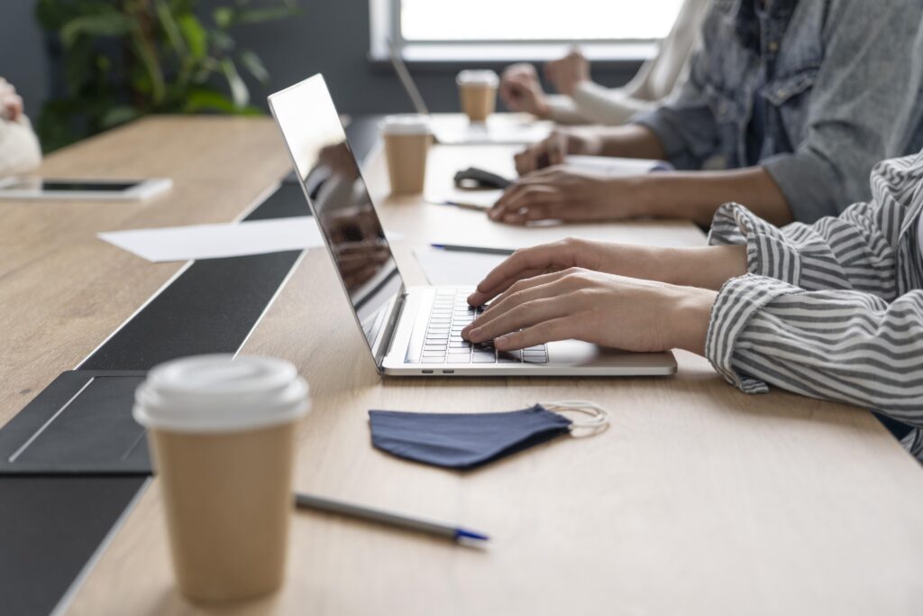 Choosing a registered agent for LLC.