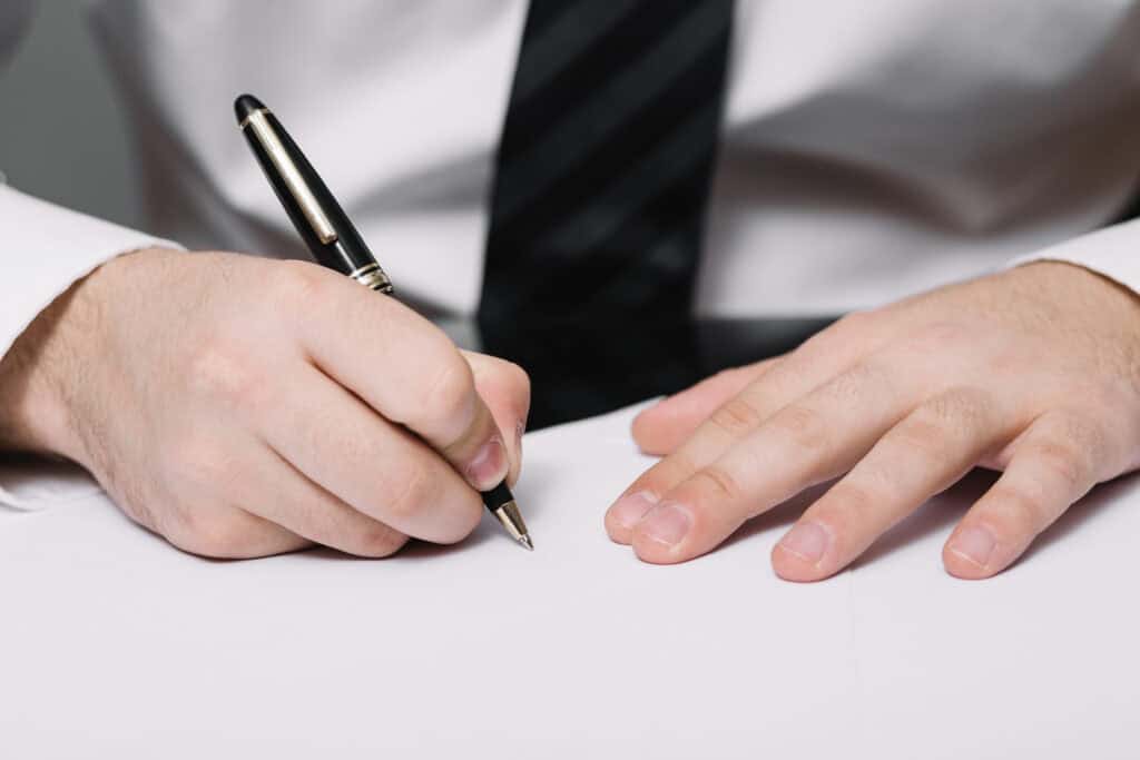 A man listing registered agent service features.
