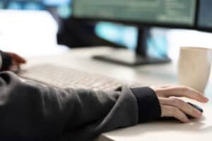 Entrepreneur filing Vermont LLC documents